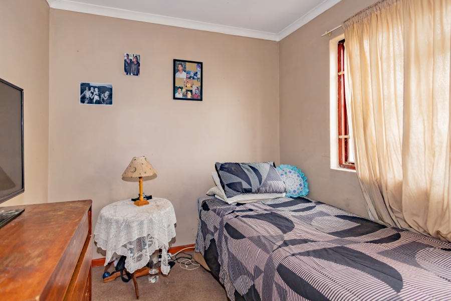 3 Bedroom Property for Sale in Protea Village Western Cape